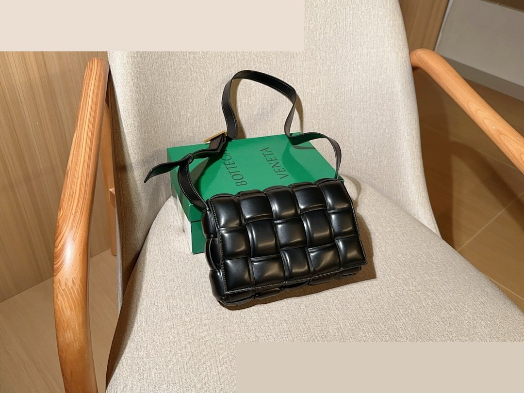 BV Bag 017