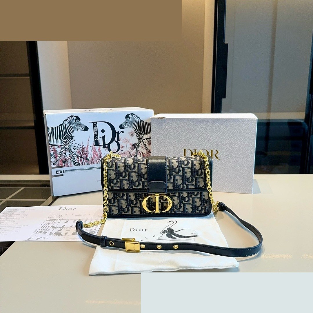 CD Bag 122