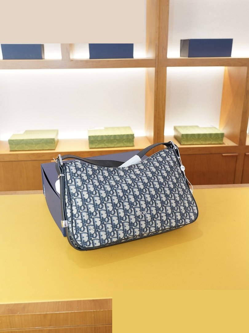 CD Bag 447