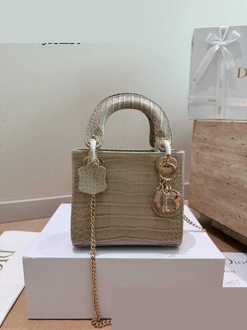 CD Bag 472