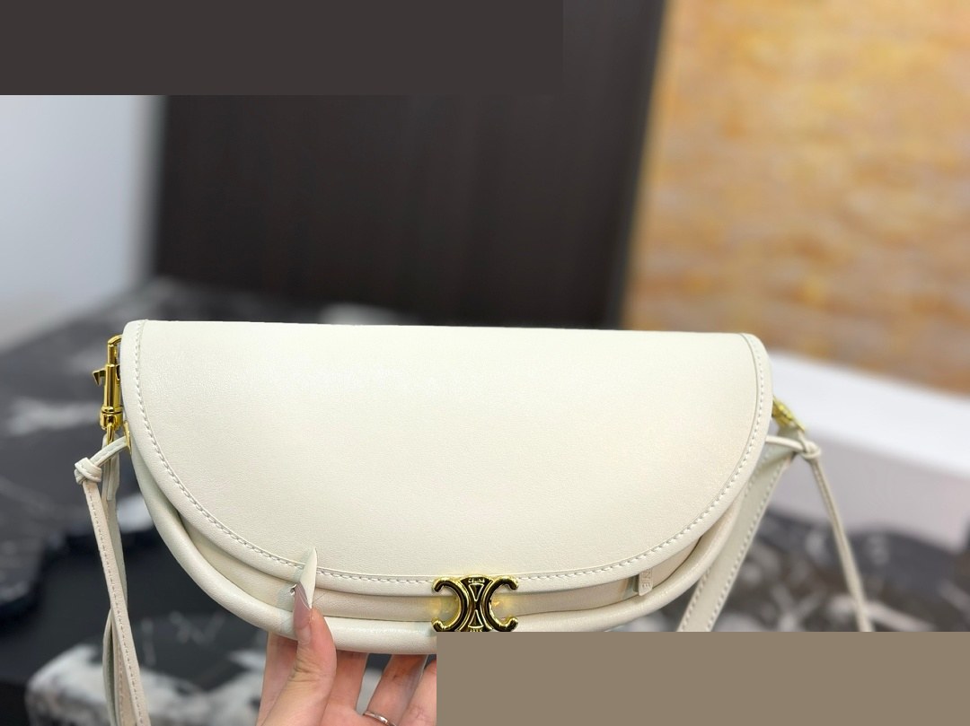 CEL Bag 210