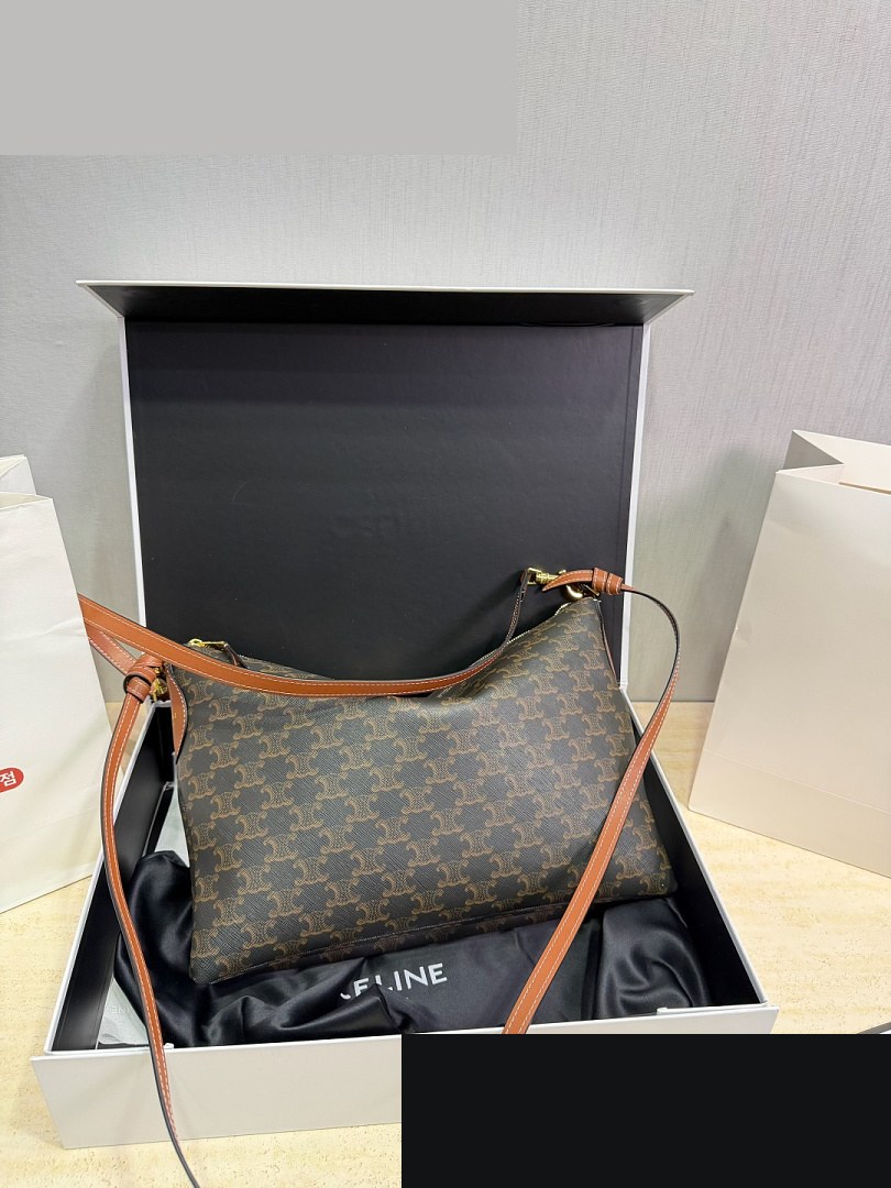 CEL Bag 590