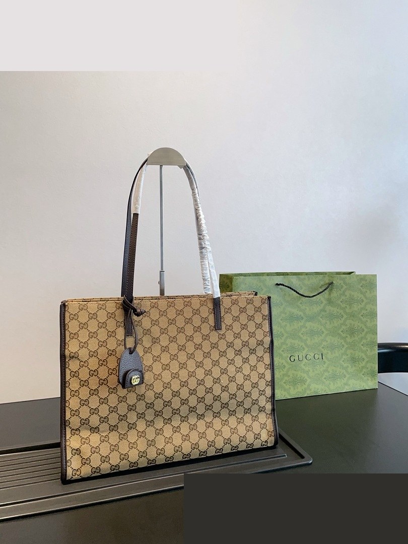 GG Bag 107