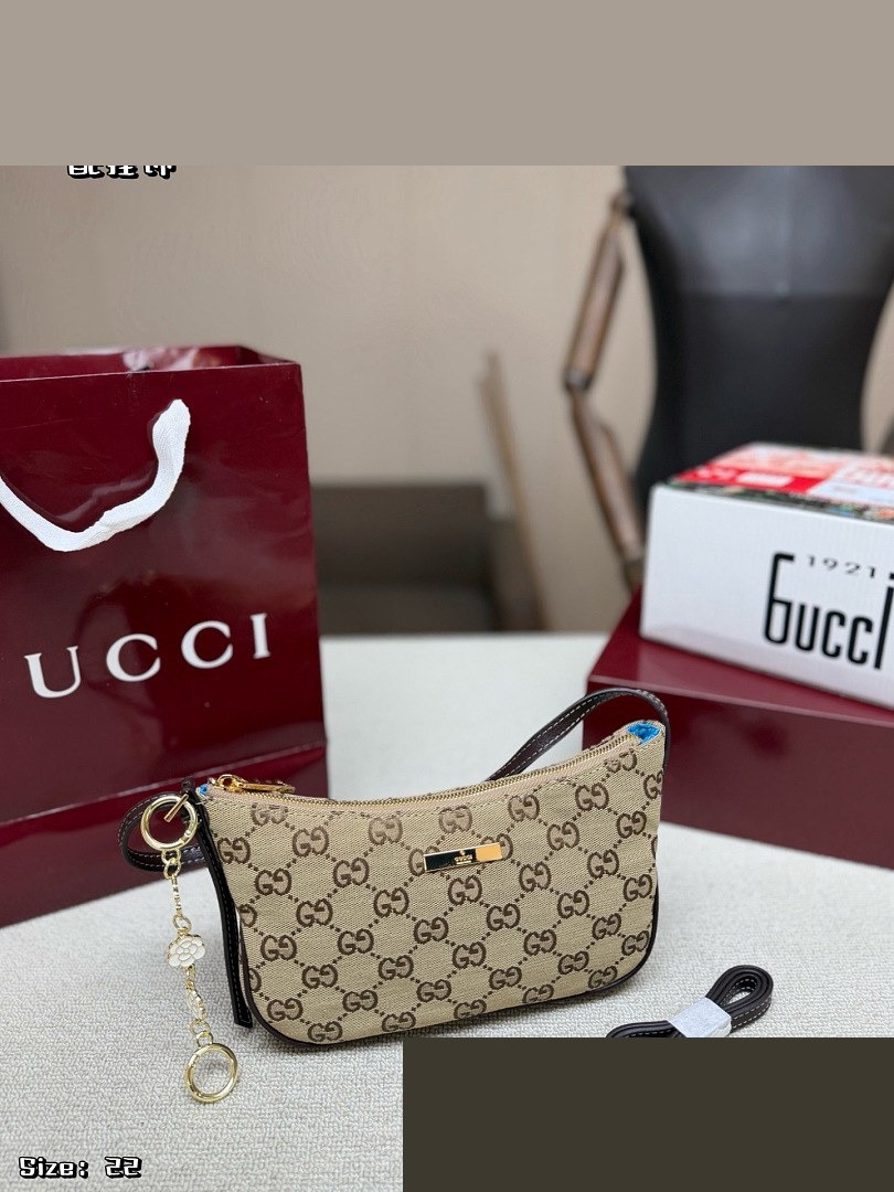 GG Bag 305