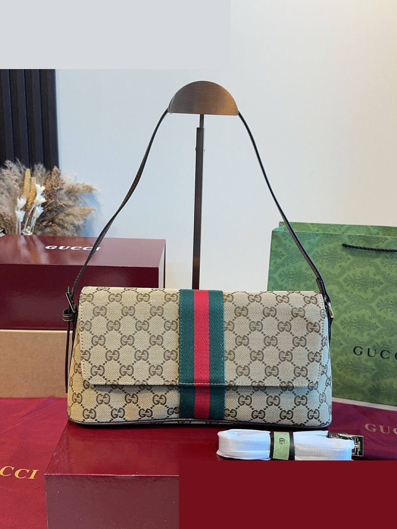 GG Bag 332