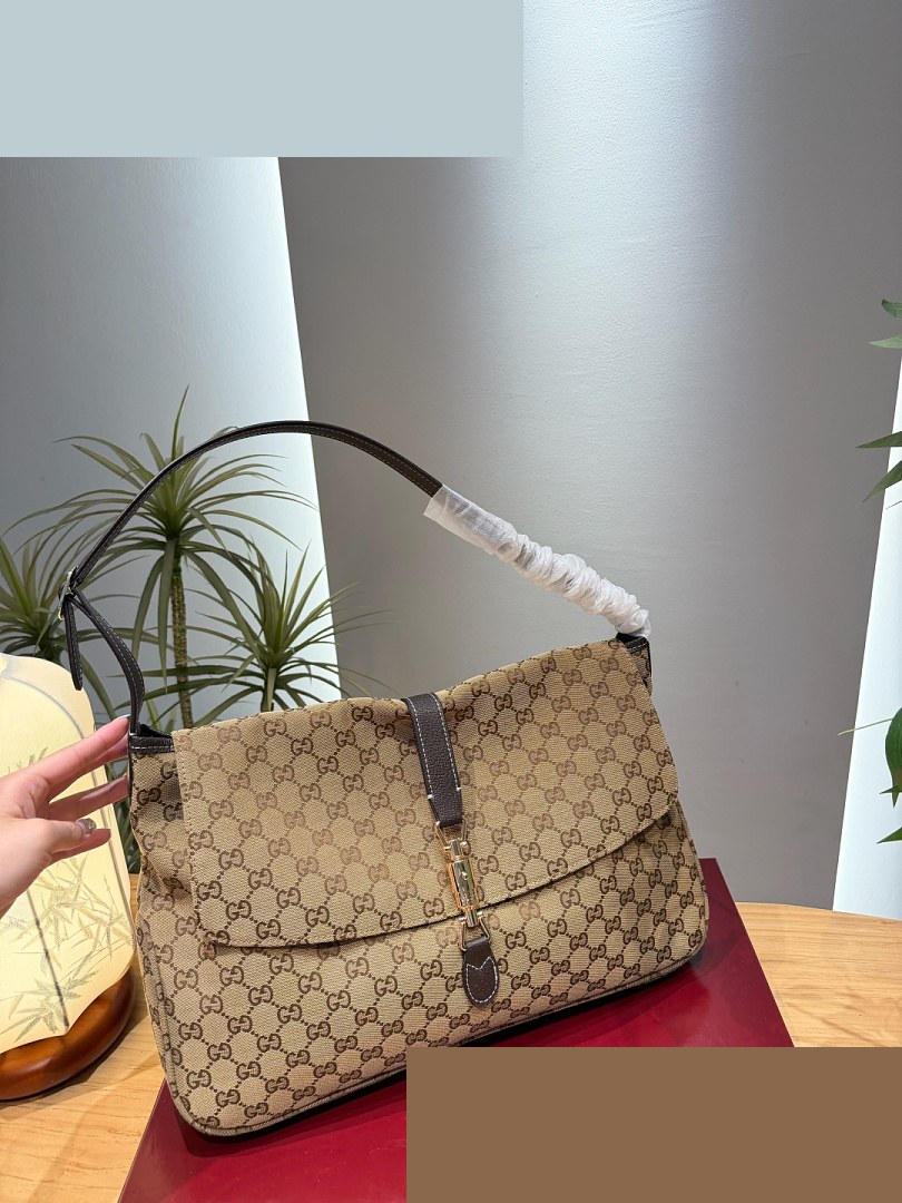 GG Bag 521