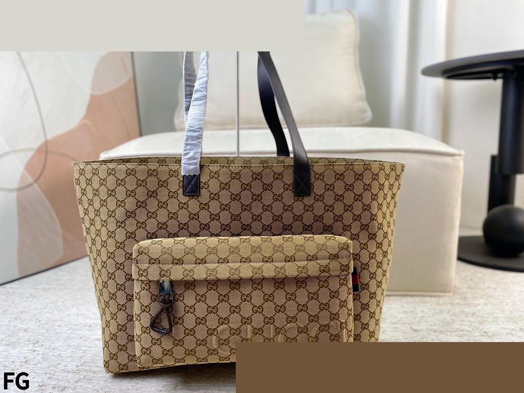 GG Bag 558