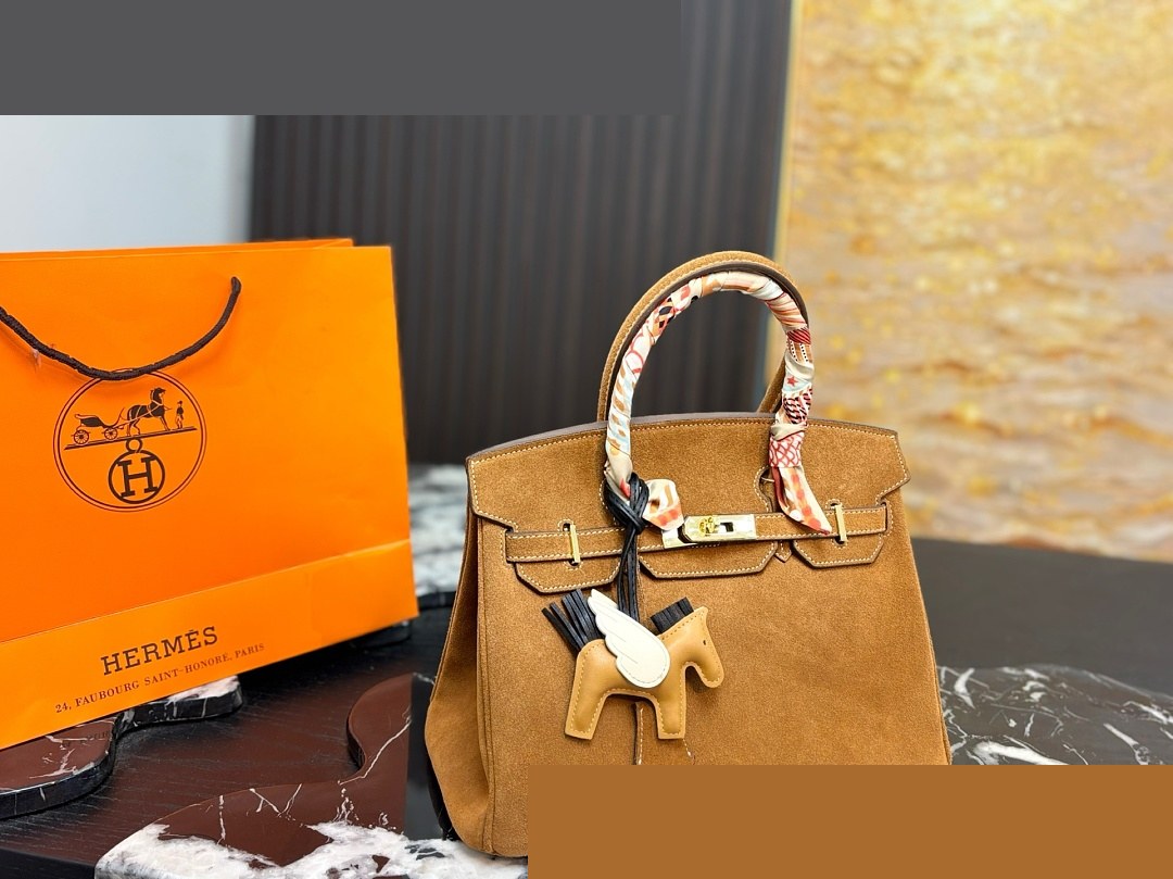 HM Bag 126