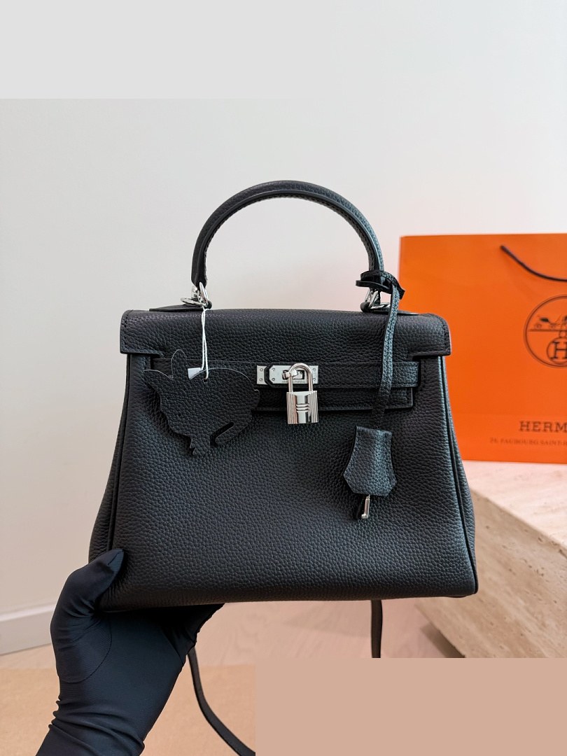HM Bag 137