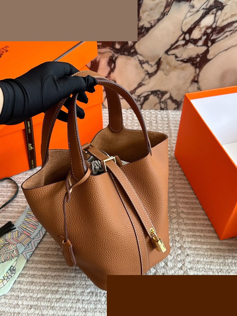 HM Bag 167