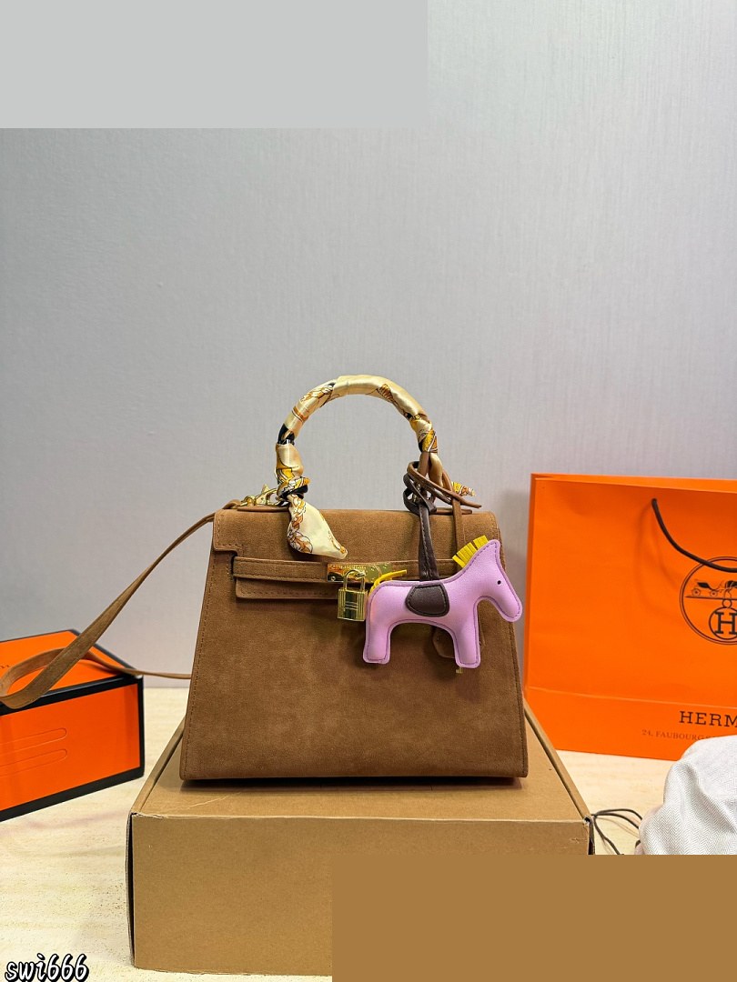 HM Bag 186