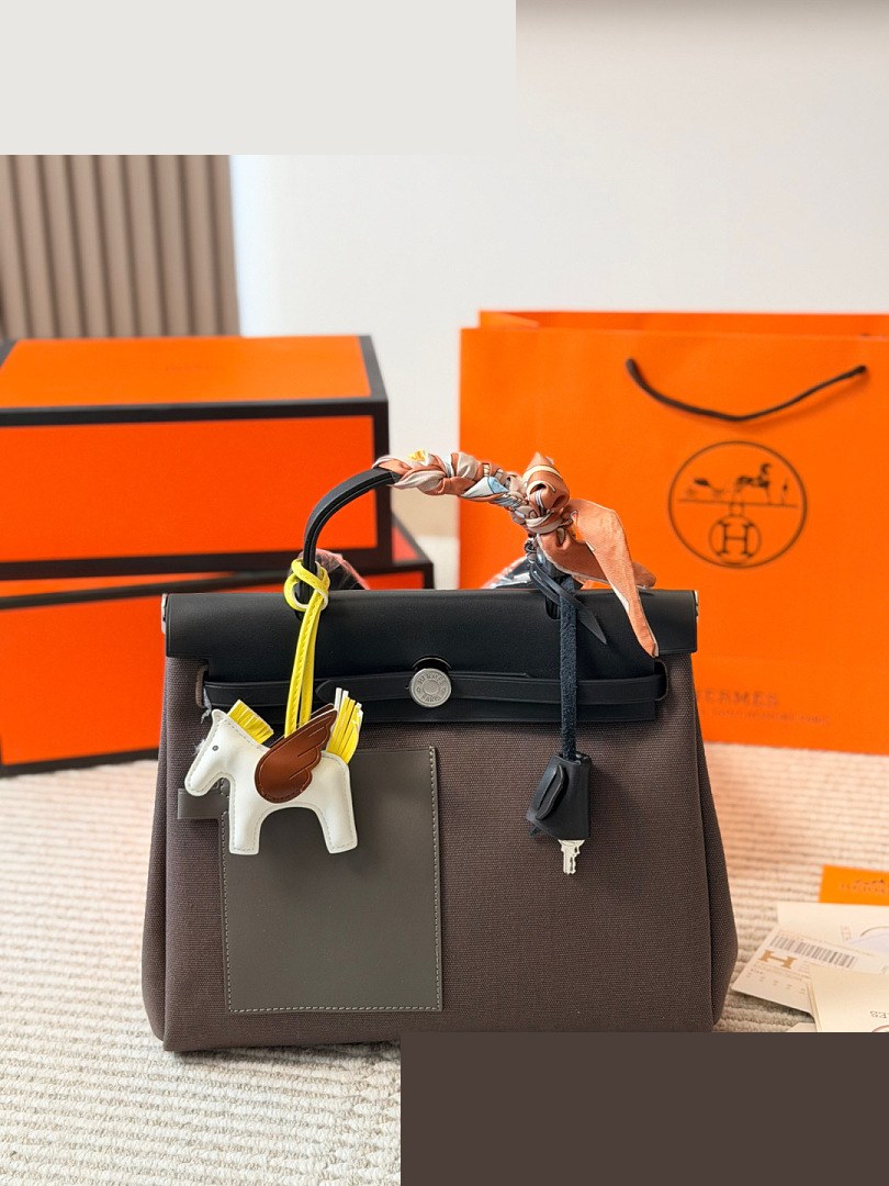 HM Bag 200