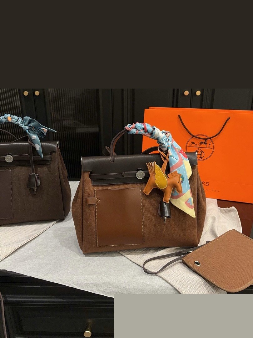 HM Bag 207