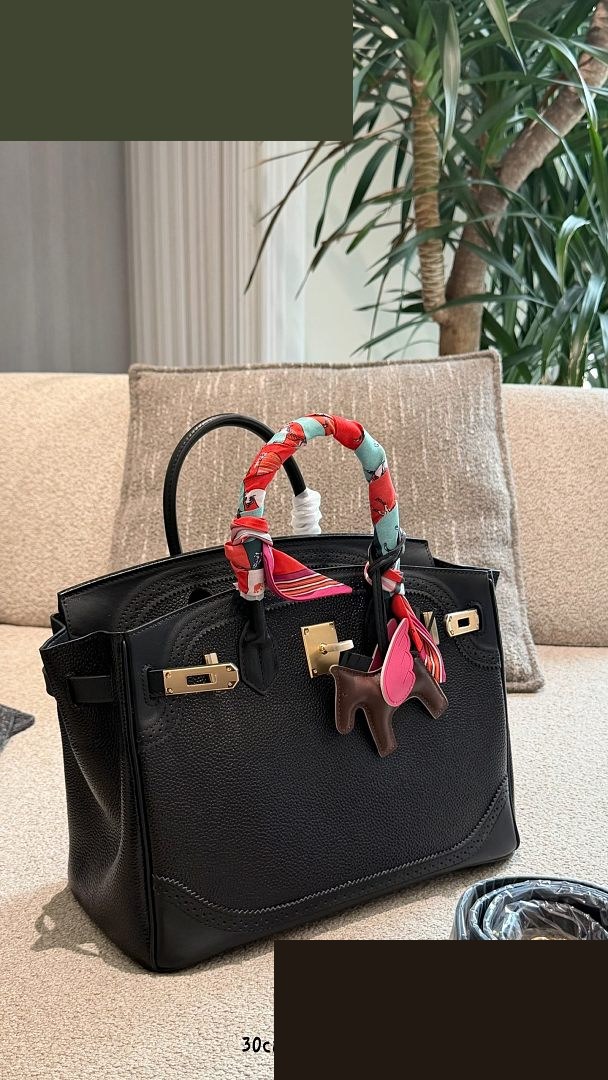 HM Bag 210
