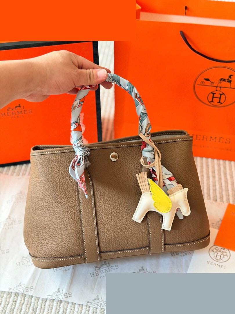 HM Bag 220