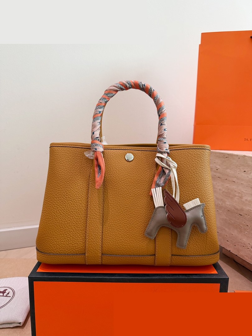 HM Bag 223