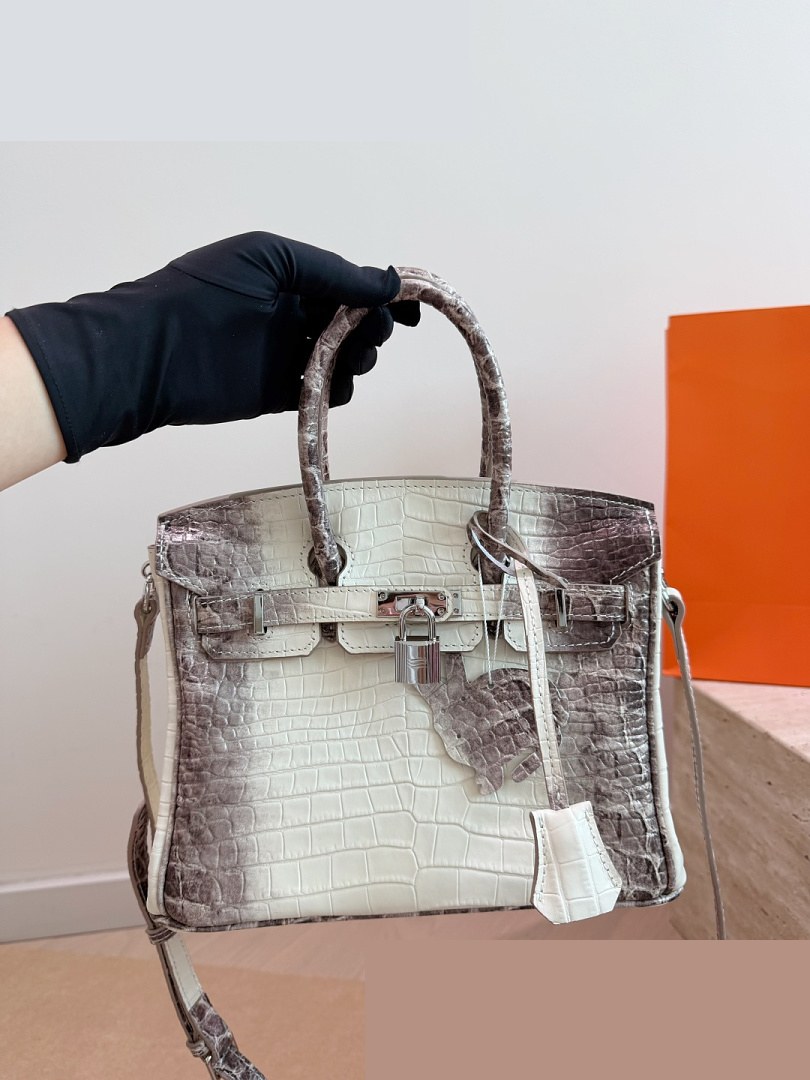 HM Bag 230