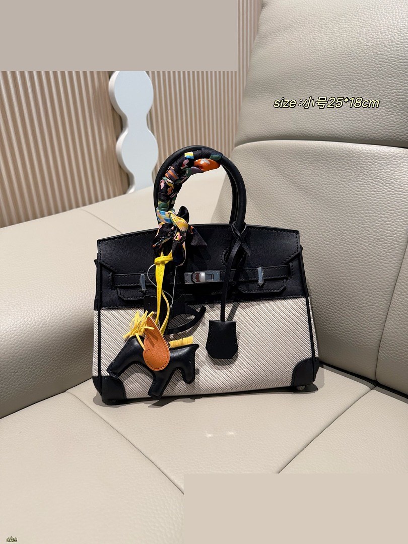 HM Bag 382