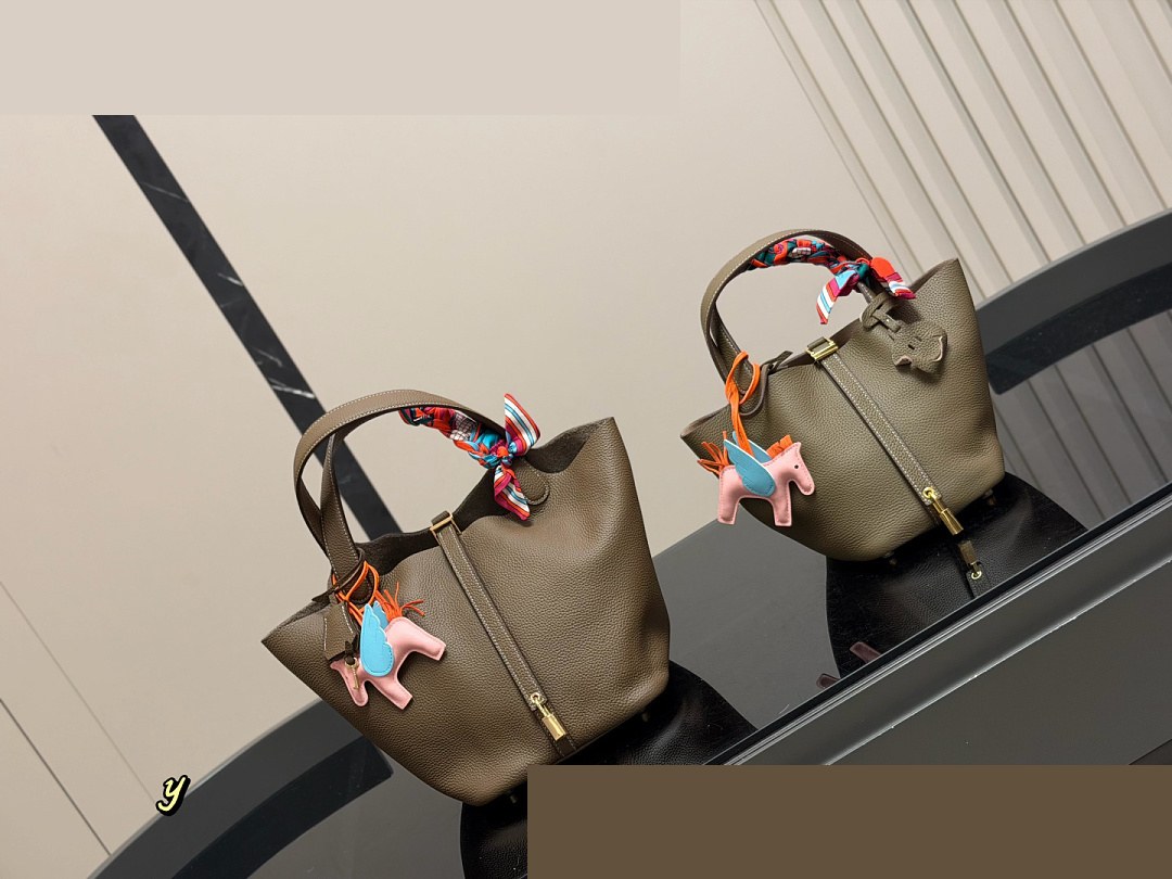 HM Bag 428