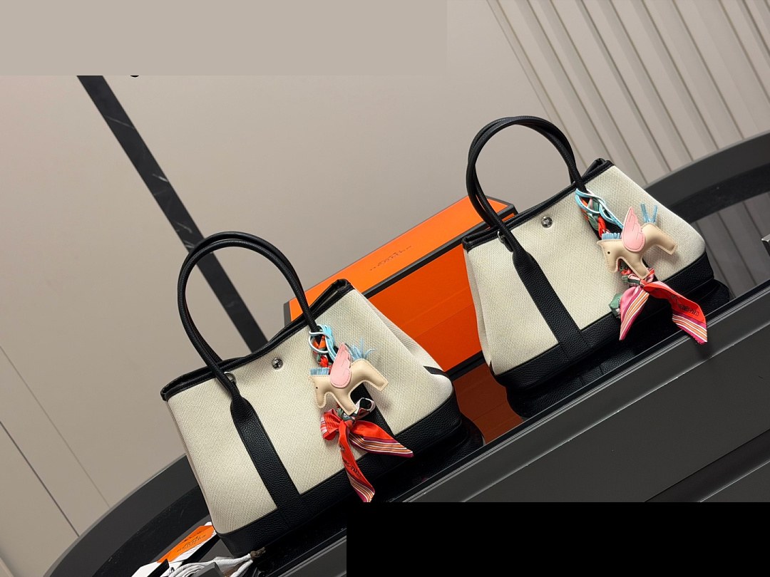 HM Bag 517