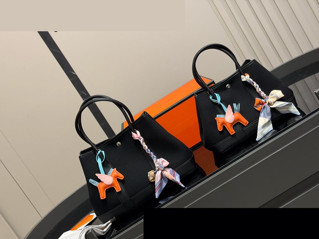 HM Bag 523