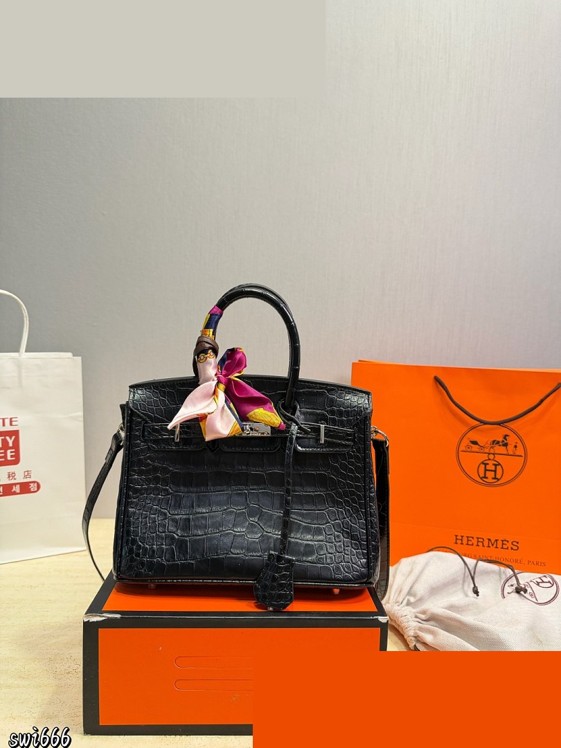 HM Bag 556