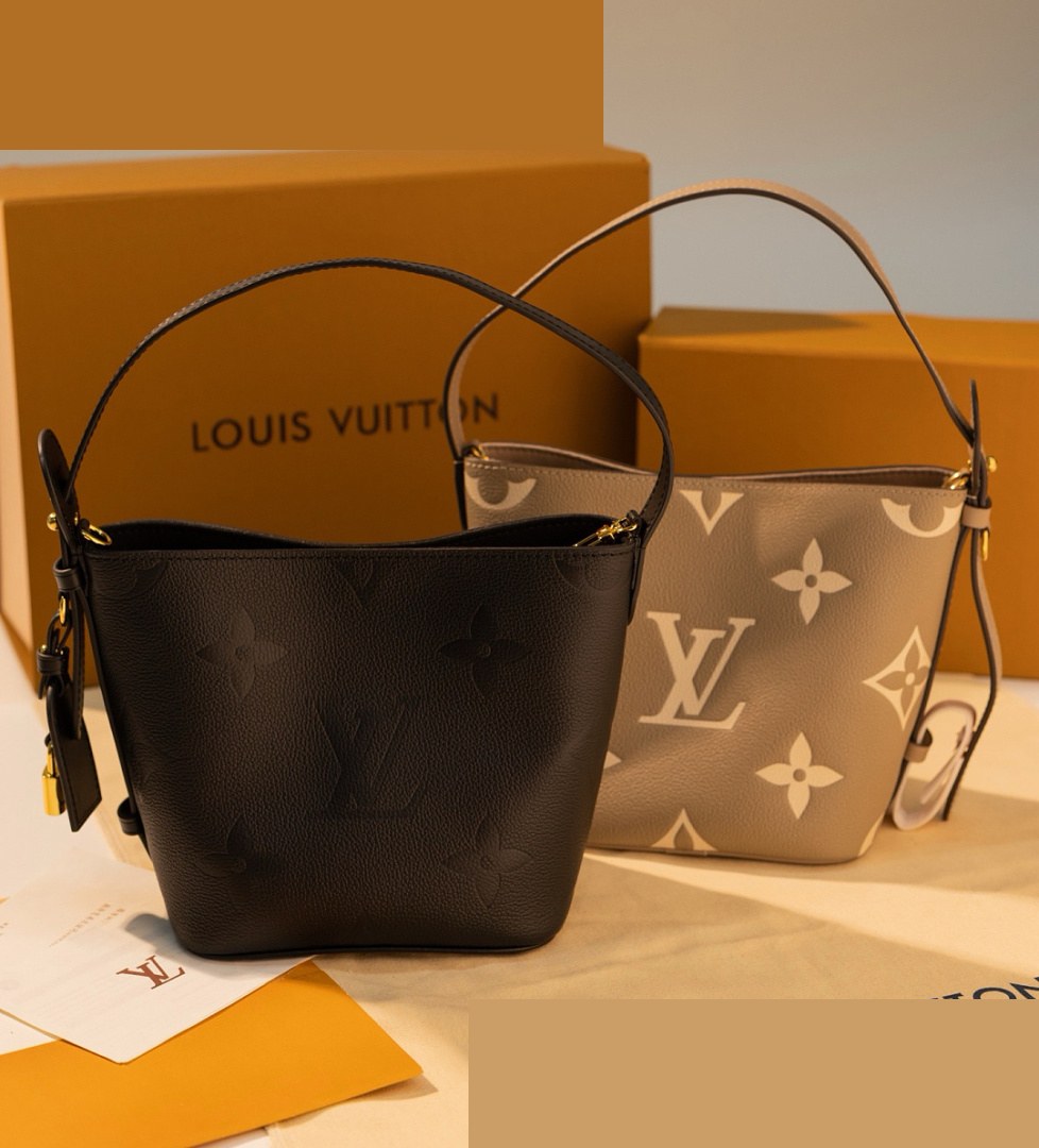 LV Bag 005