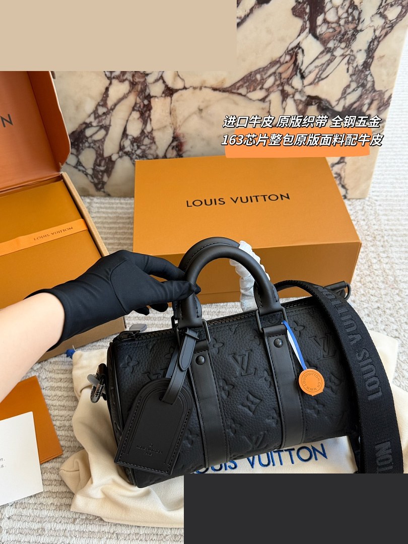 LV Bag 019