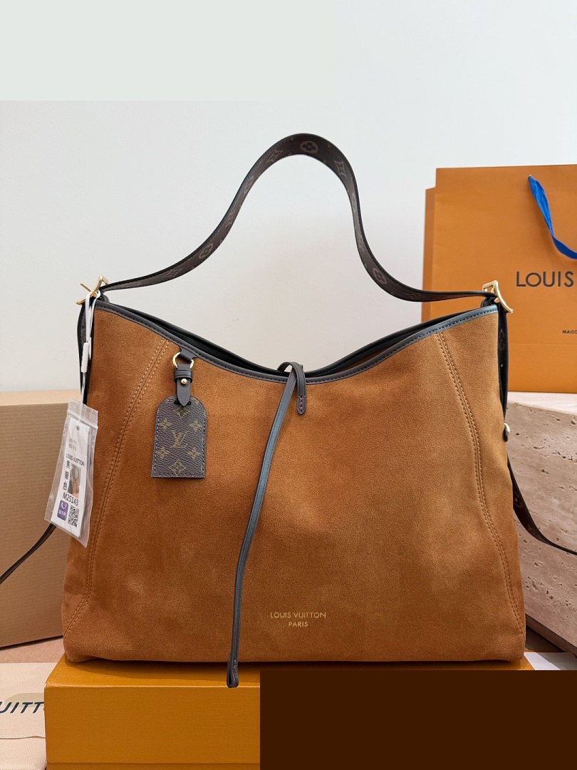 LV Bag 070