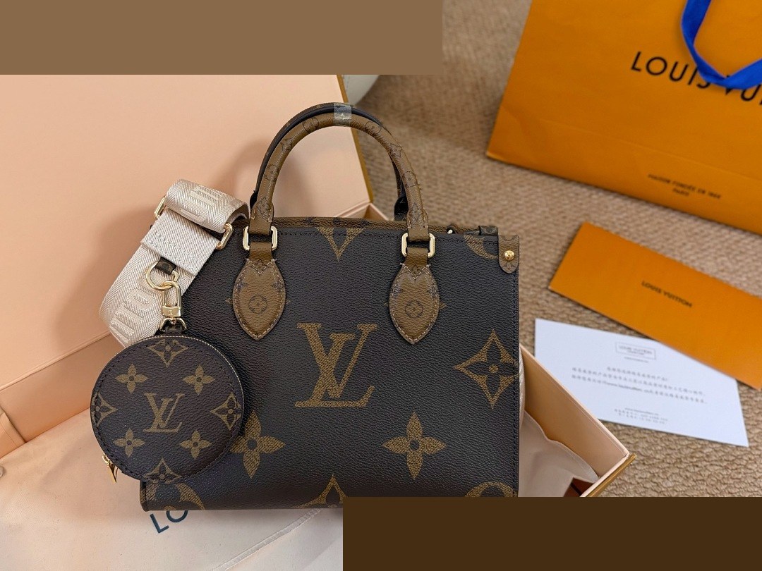 LV Bag 089