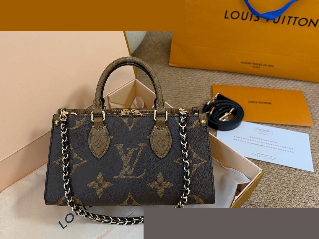 LV Bag 091