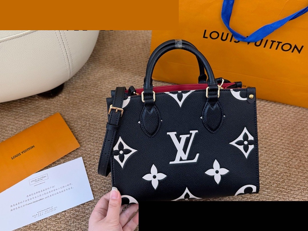 LV Bag 144
