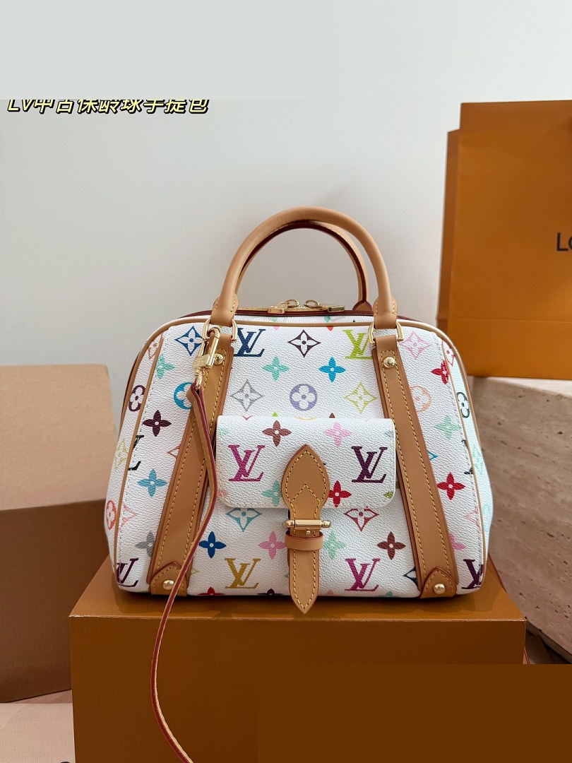 LV Bag 177