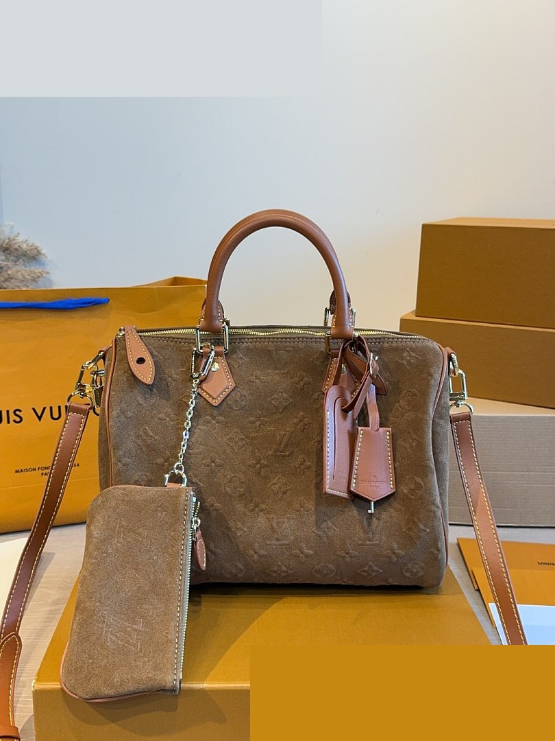 LV Bag 182