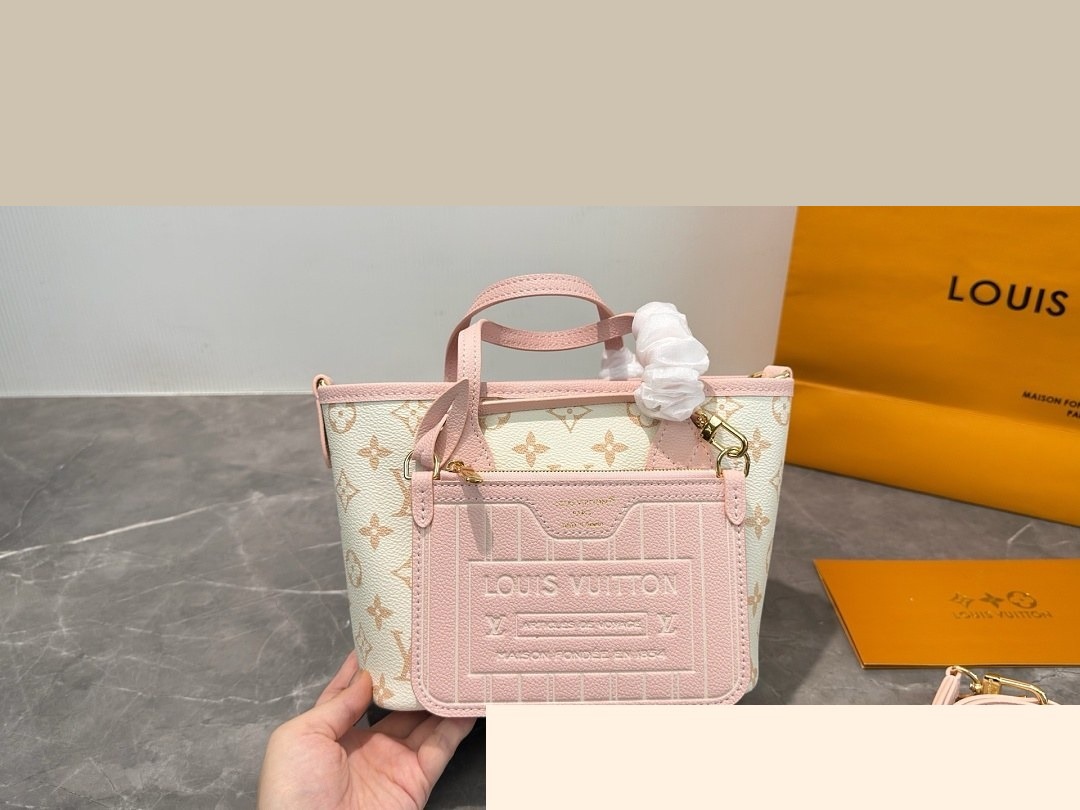 LV Bag 258
