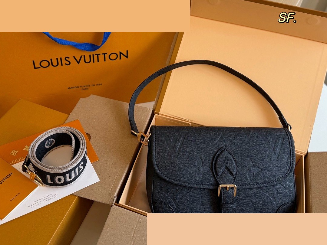 LV Bag 338