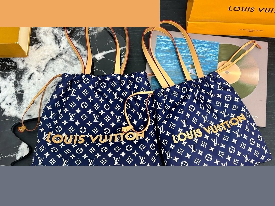 LV Bag 368