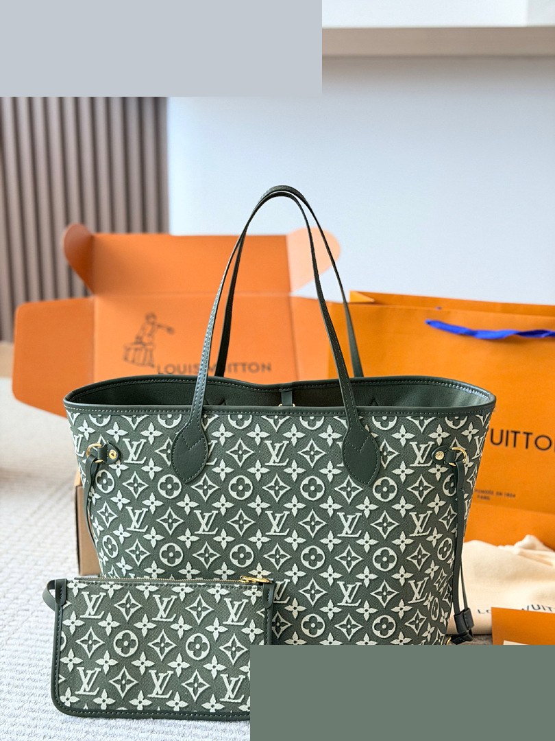 LV Bag 375