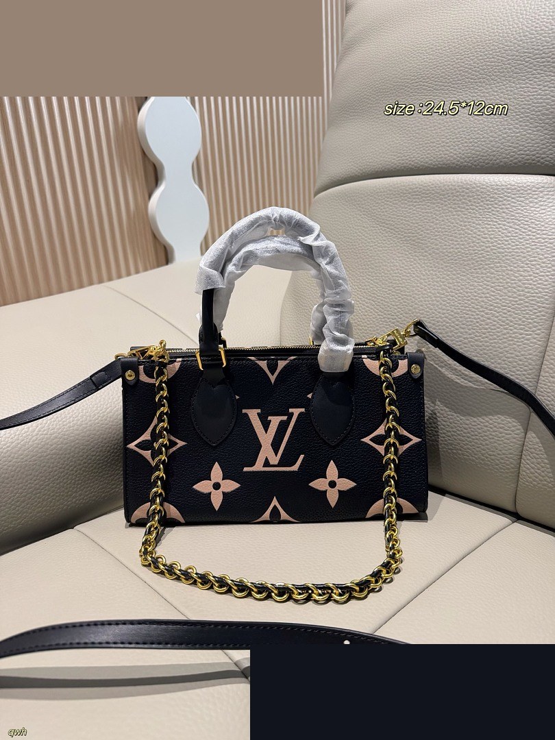 LV Bag 395