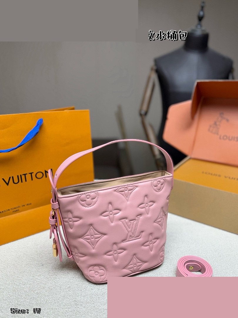 LV Bag 401