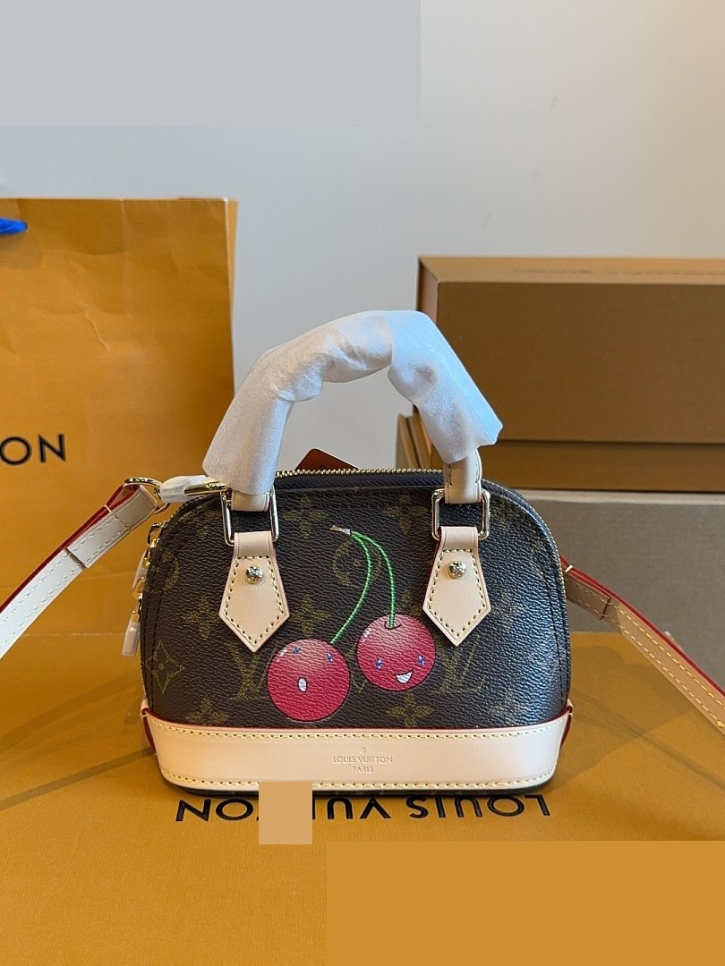 LV Bag 417