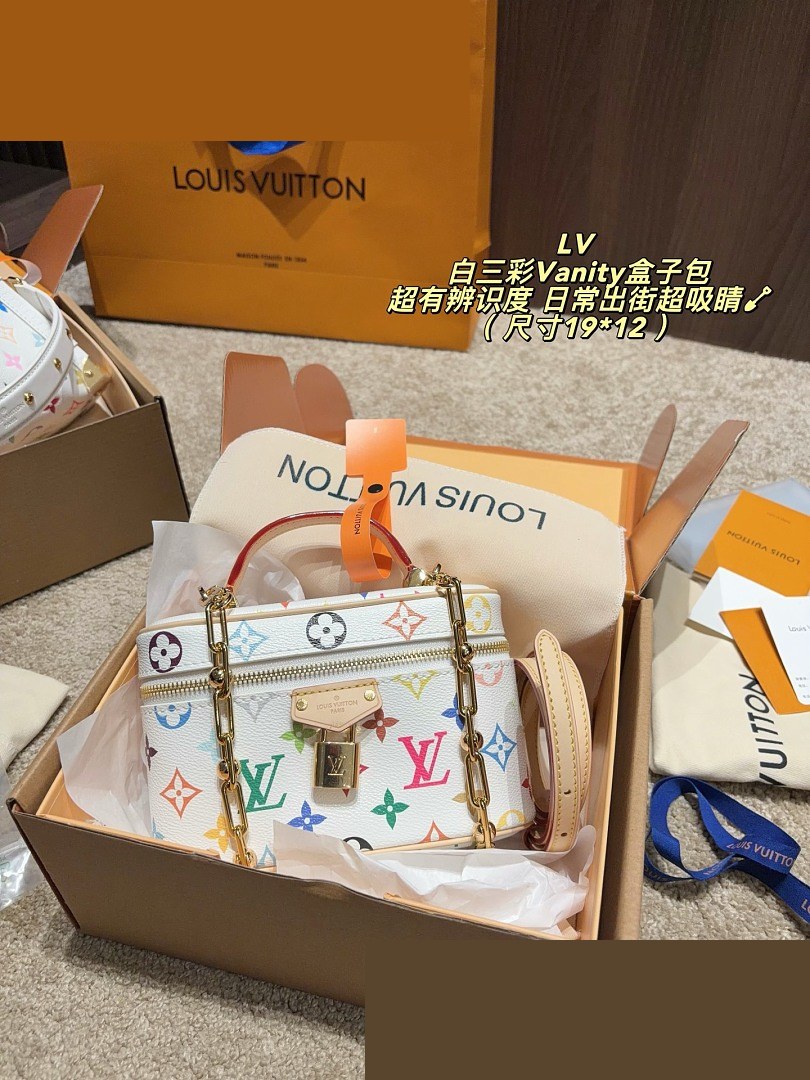 LV Bag 453