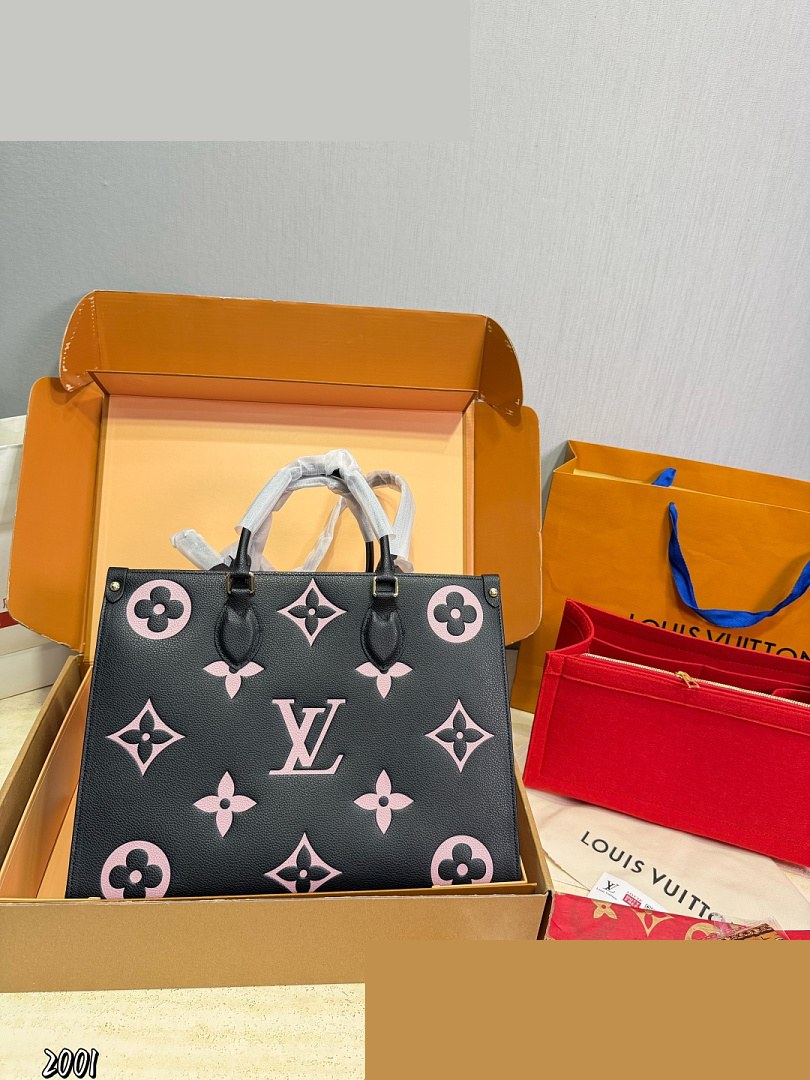 LV Bag 522