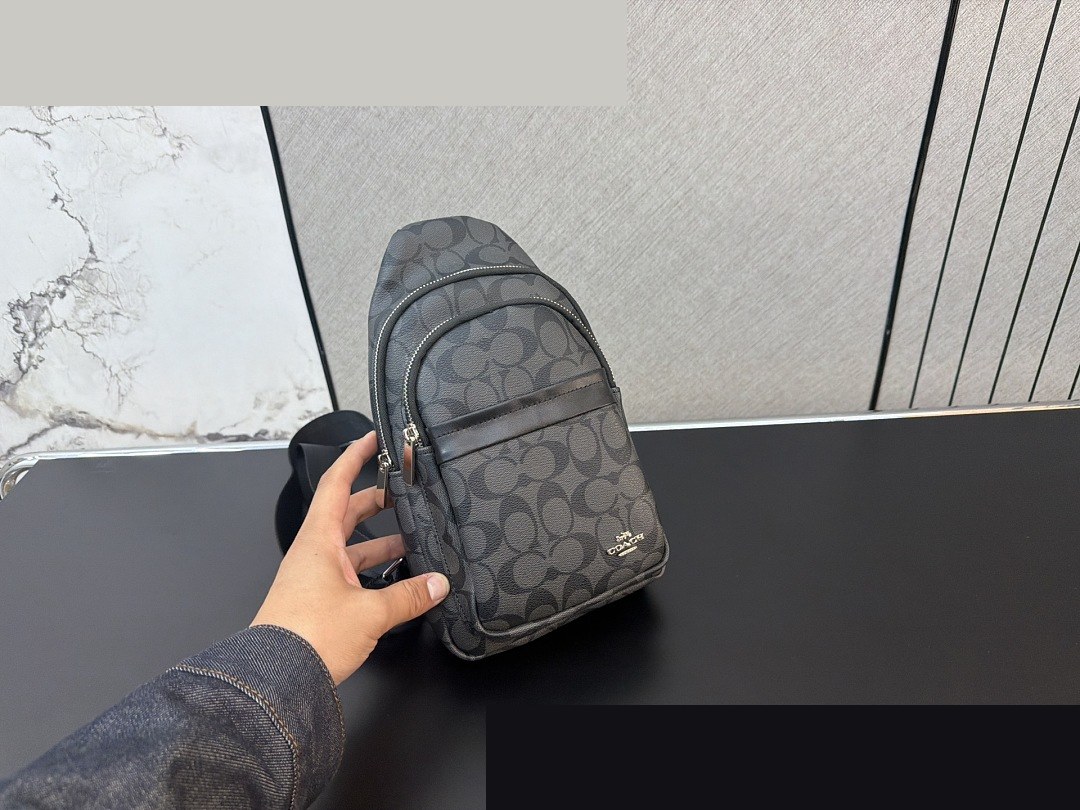 MEN Bag 148