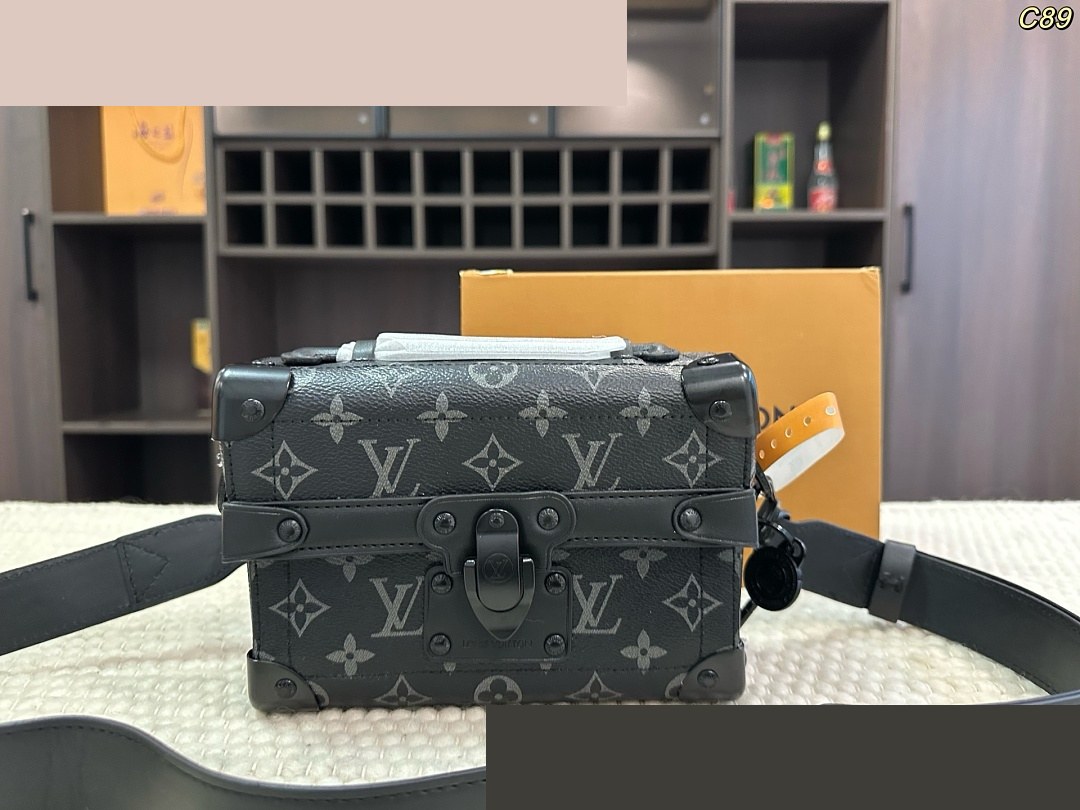 MEN Bag 207