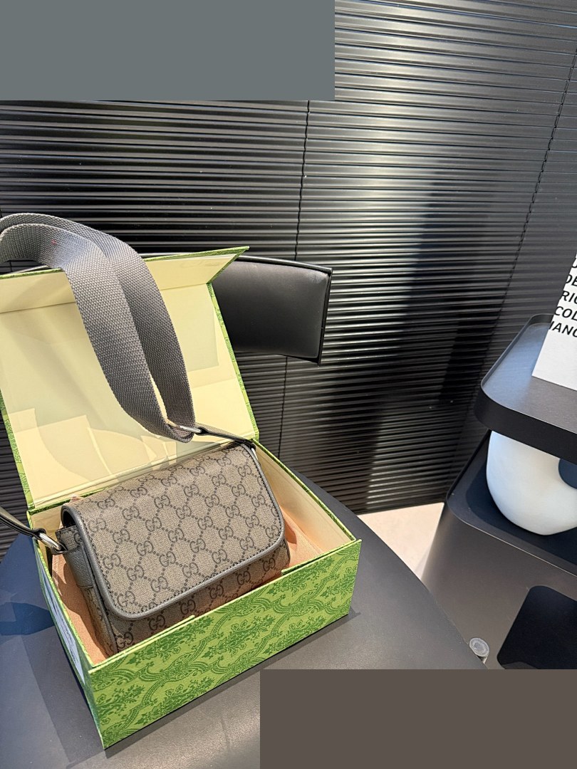 MEN Bag 549