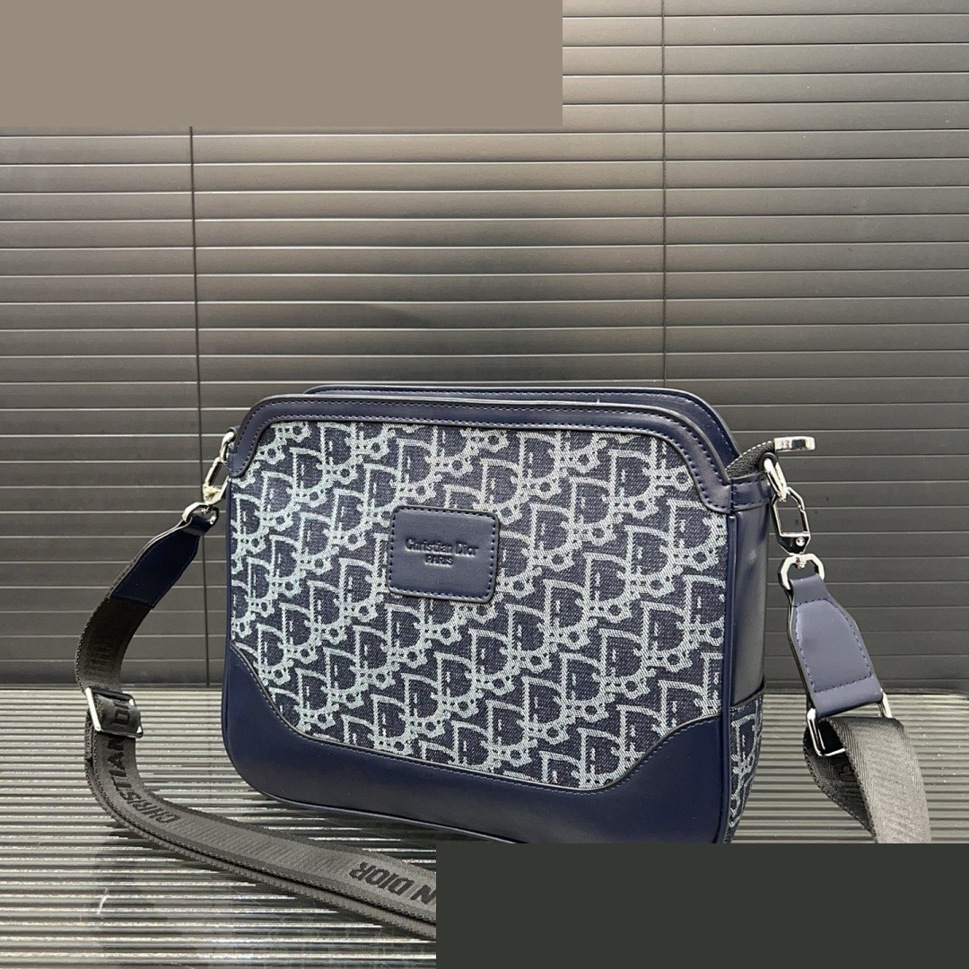 MEN Bag 553