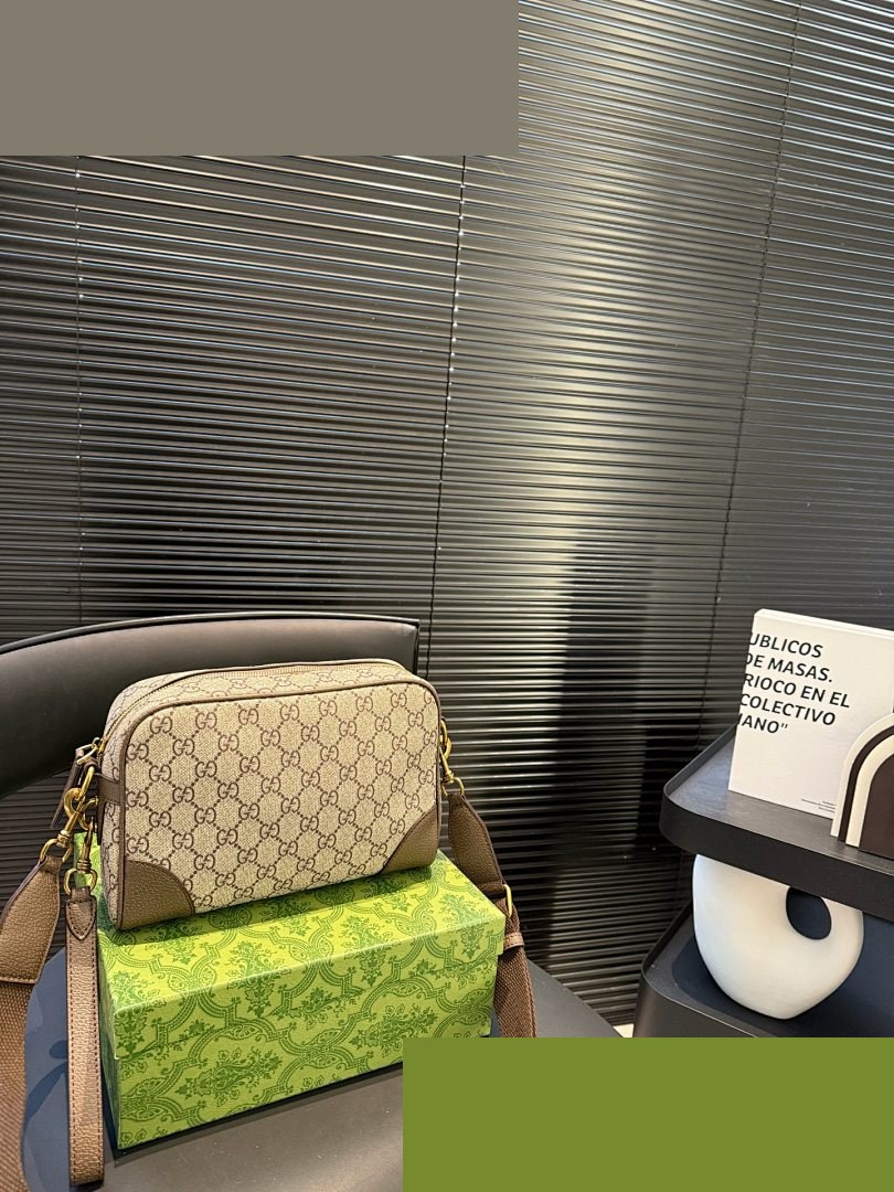 MEN Bag 566
