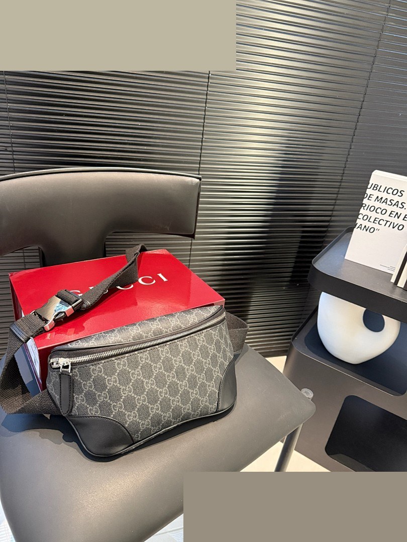 MEN Bag 570