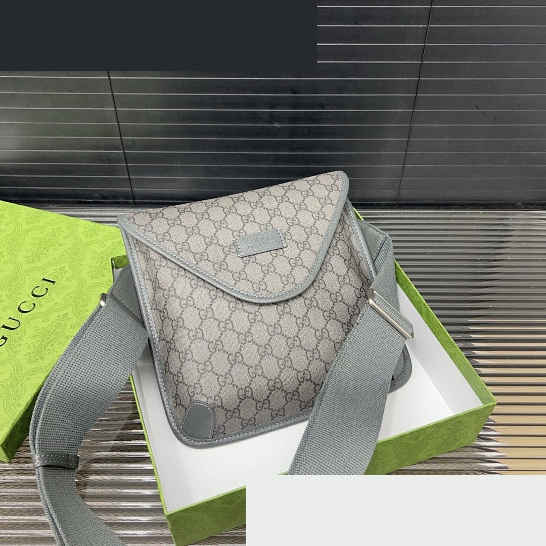MEN Bag 588